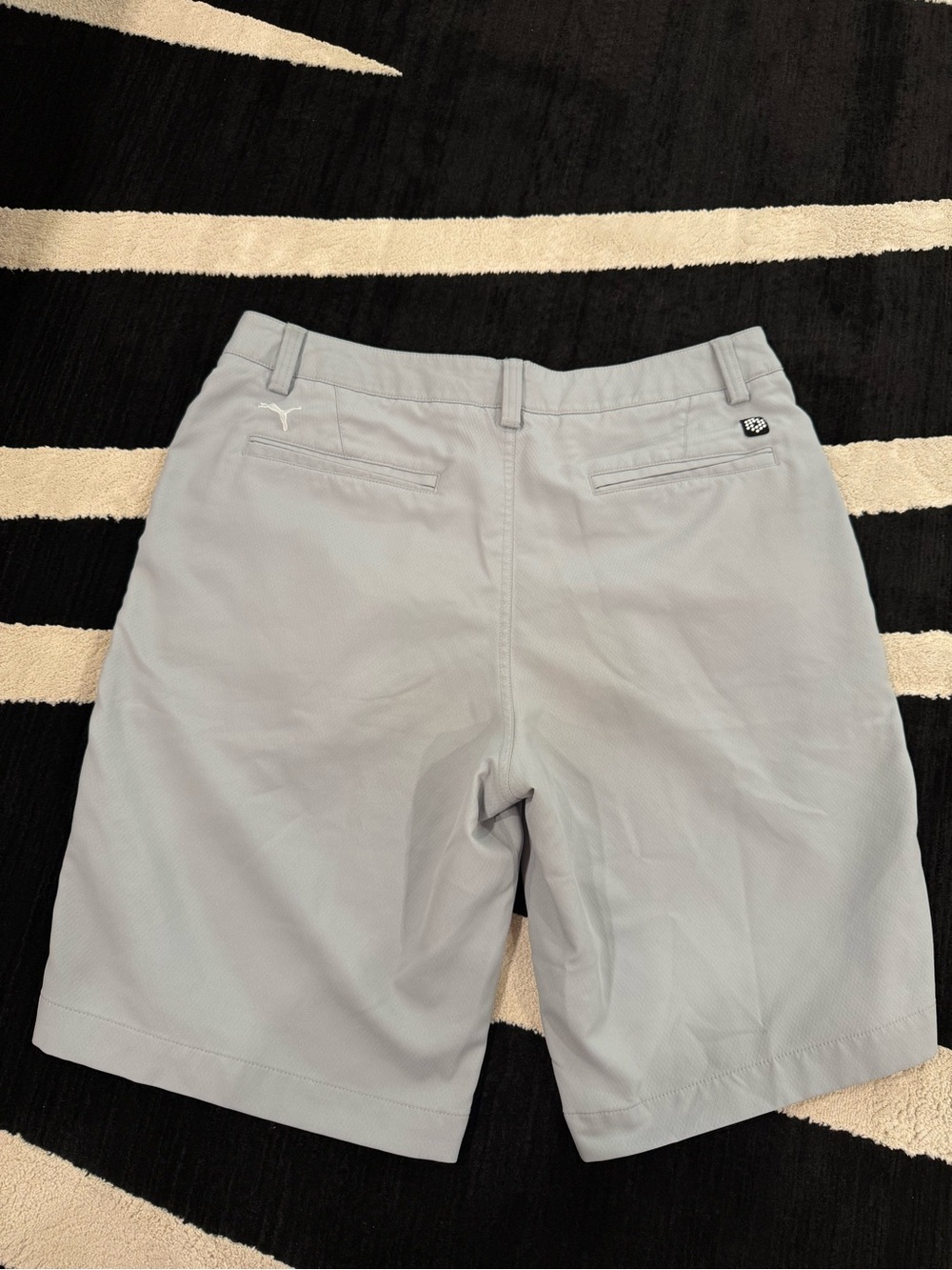 Puma Men's gray golf Performance Flat-Front Shorts. W34